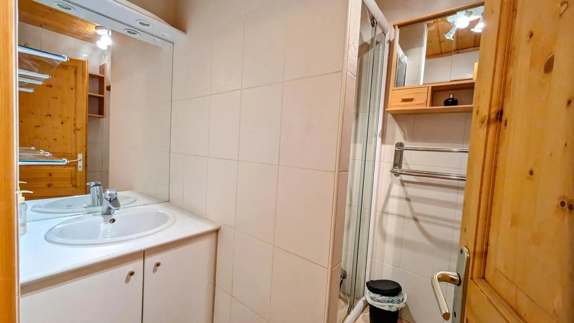 Spacieux Appartement Au Centre De La Station Les Deserts  0*, Les Deserts (Savoie)